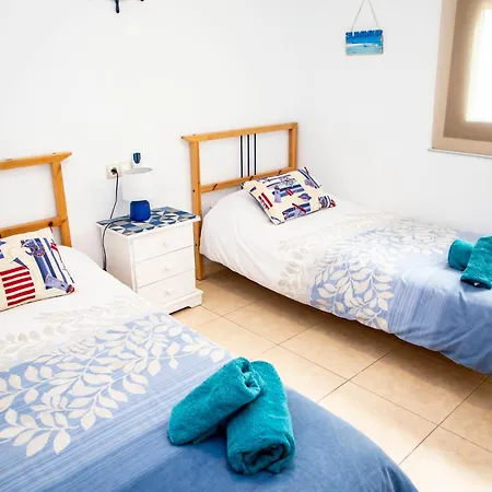 Valdecarretas Cerca De Playa Apartment
